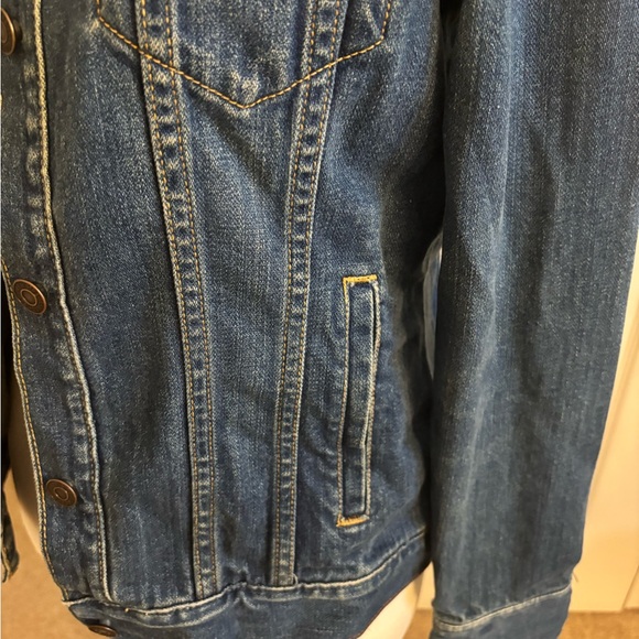 Levi Strauss Women’s Denim Jacket w/Stand Collar Jean, classic Trucker - Picture 4 of 9